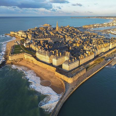 Demeures & Chateaux - Hotel De La Porte Saint-Malo Динан Экстерьер фото