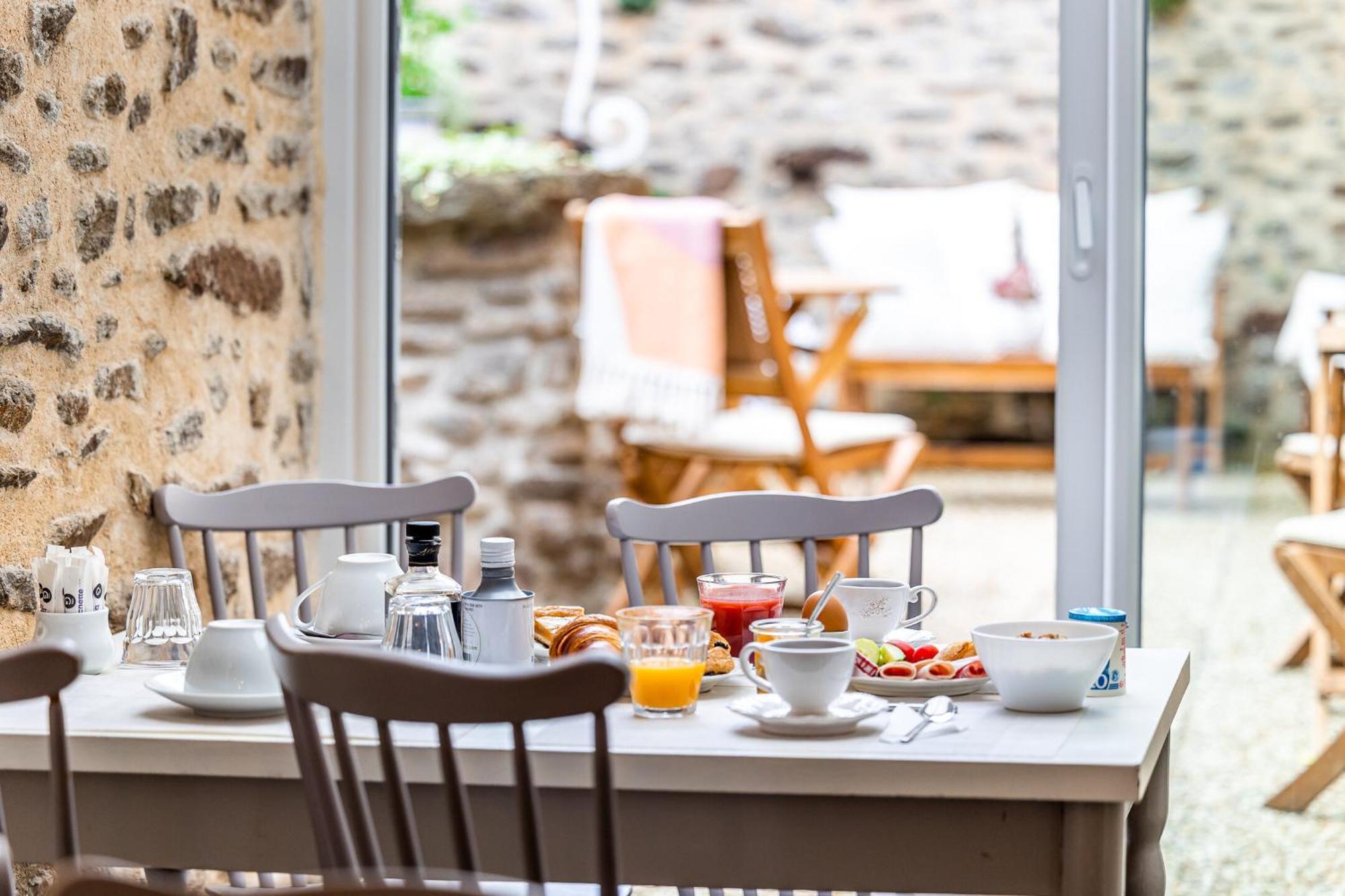 Demeures & Chateaux - Hotel De La Porte Saint-Malo Динан Экстерьер фото